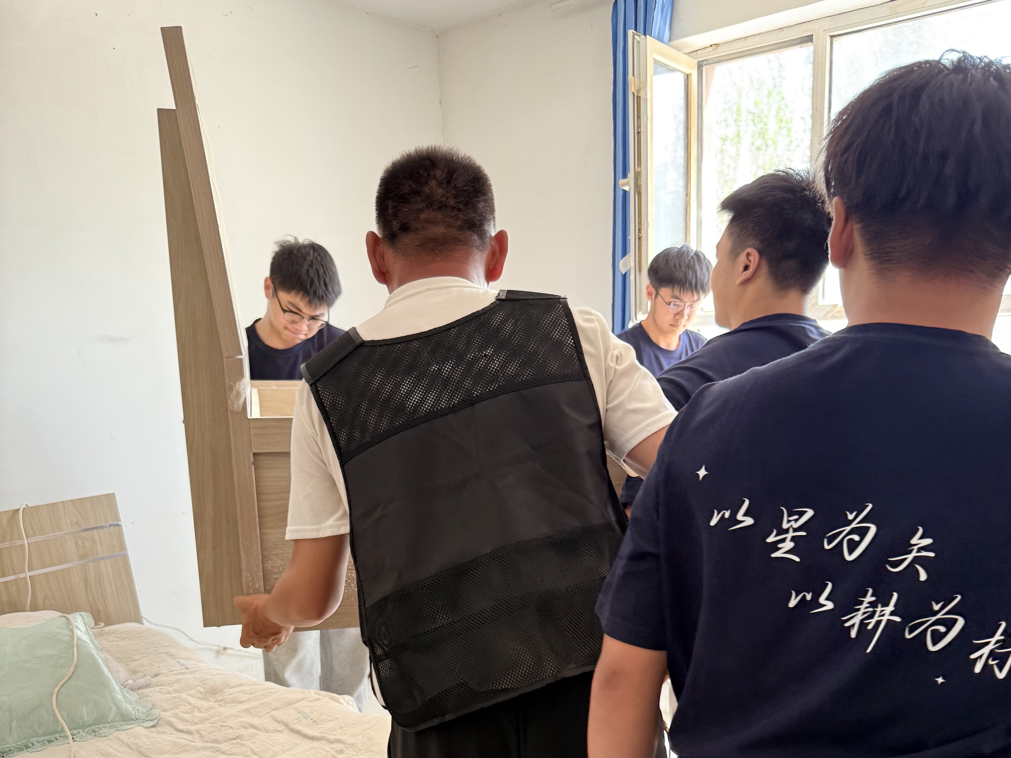 科普润童心赴乡筑梦——塔大纺服团队赴喀什乡村开展支教实践-图片2.jpg