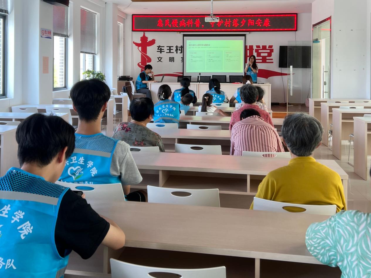 青春下乡护民生 健康服务暖乡邻(1)-图片4.jpg
