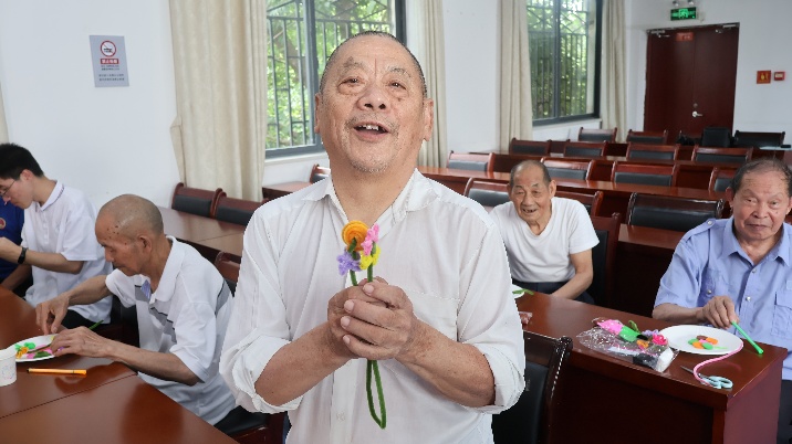 先锋青年网-图片5.jpg