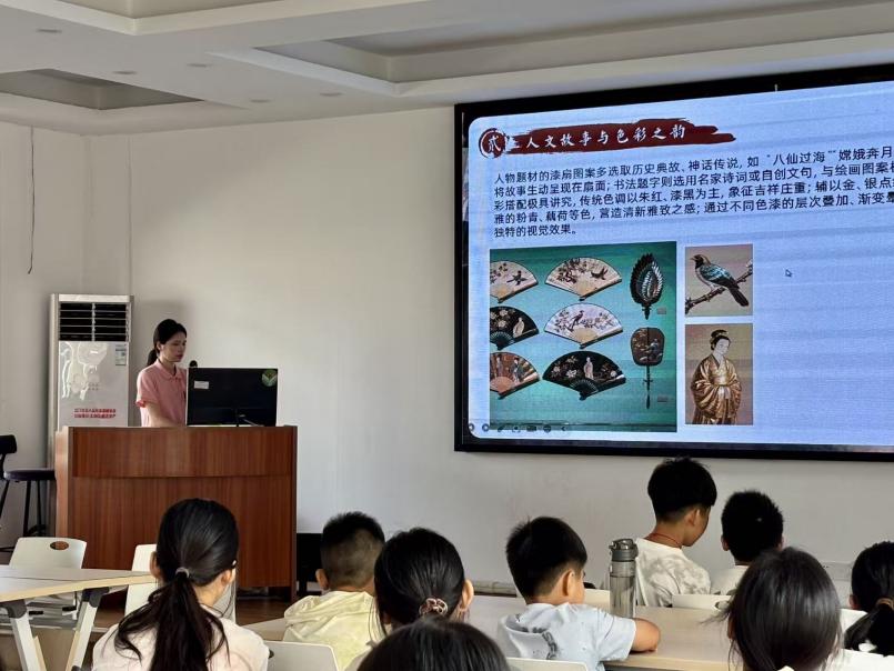 自强服务队-百千万工程｜执扇承匠心，助贷润百千2 (1)-图片3.jpg
