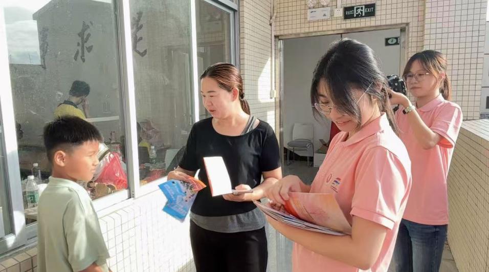 自强服务队-百千万工程｜执扇承匠心，助贷润百千2 (1)-图片5.jpg