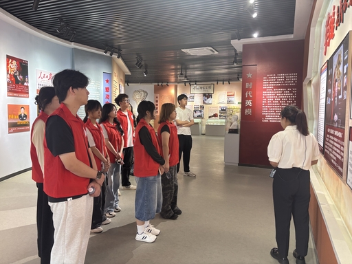 福州工商学院闽香筑梦实践队赴泉州开展“三-图片3.jpg
